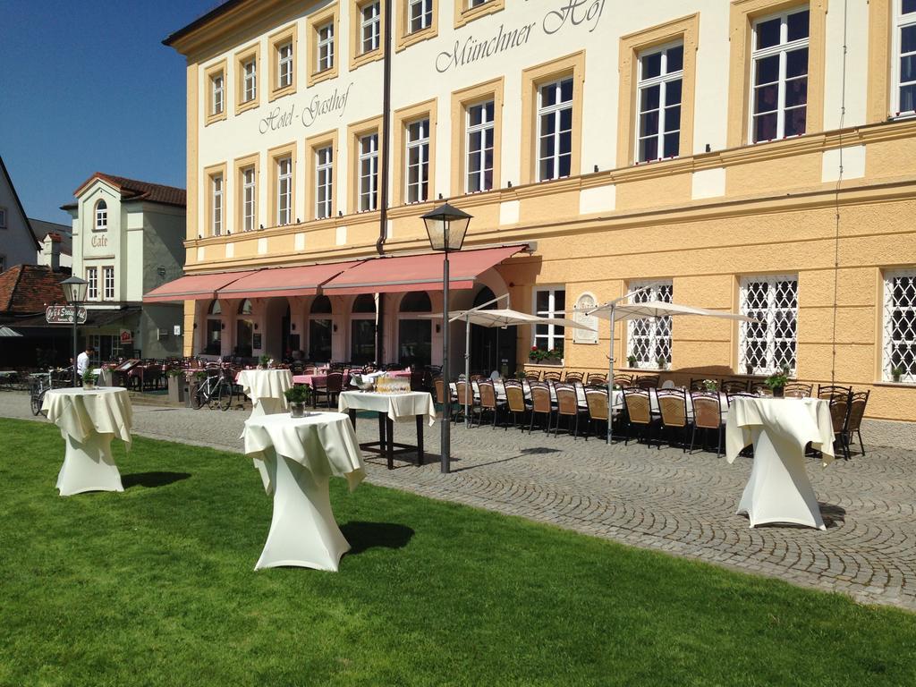 Hotel Muenchner Hof Альтёттинг Экстерьер фото